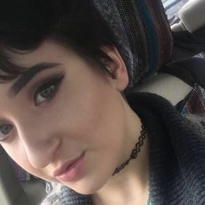 Meet your Posher, Roxy